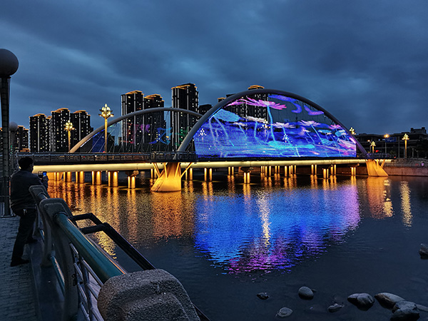 1742970194152440.jpg 日喀则河道亮化.jpg